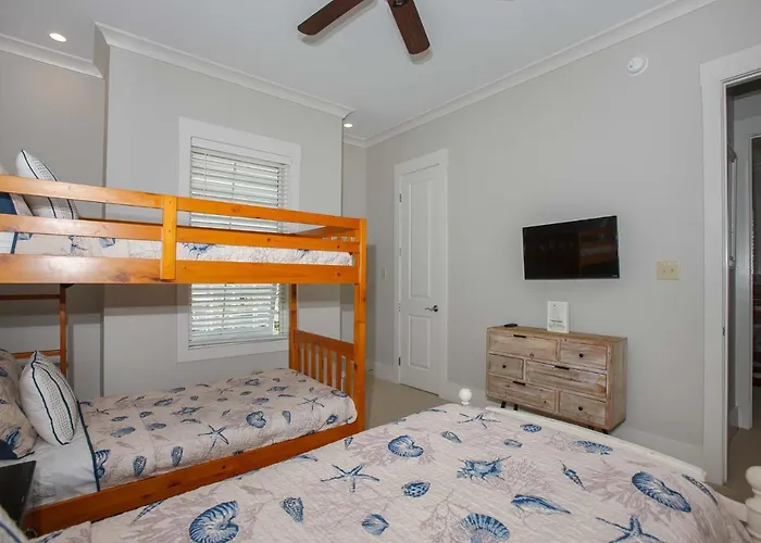 Finntastic House Gulf Shores